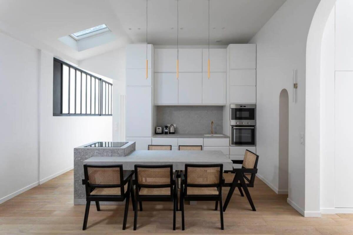 Tour Eiffel - Champ De Mars Exquisite 3bd 3bth Appartement Parijs